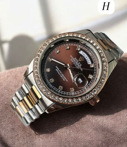 Premium Two-Tone Emerald Green Dial Watch – Gold Fluted Diamond Bezel & Jubilee Bracelet