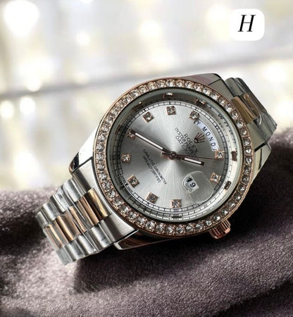 Premium Two-Tone Emerald Green Dial Watch – Gold Fluted Diamond Bezel & Jubilee Bracelet