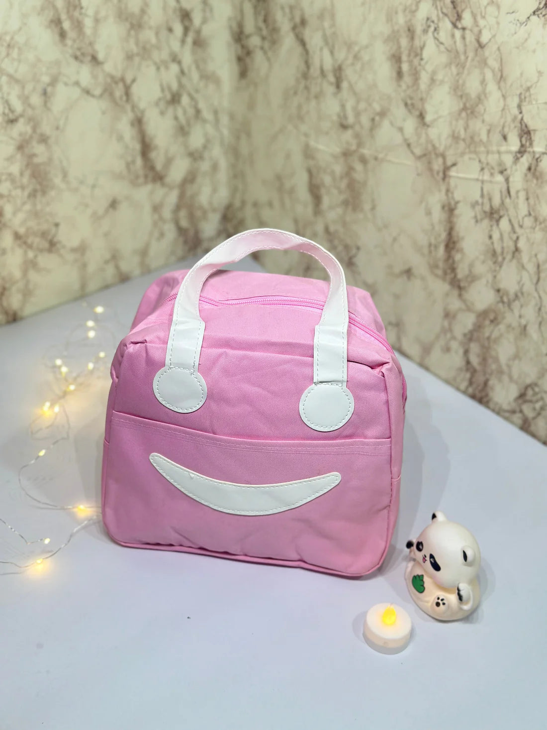SMILEY LOUNCH BAG